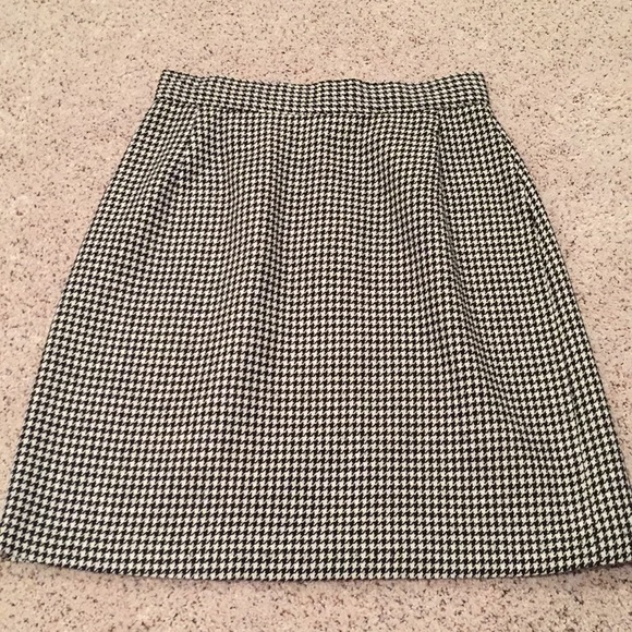 Kips Bay size 5/6 black & white houndstooth skirt - Picture 1 of 2